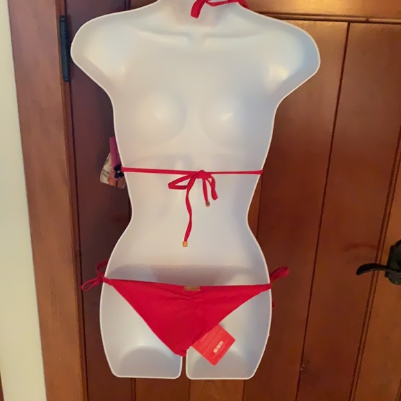 Bikini - Picture 4 of 6